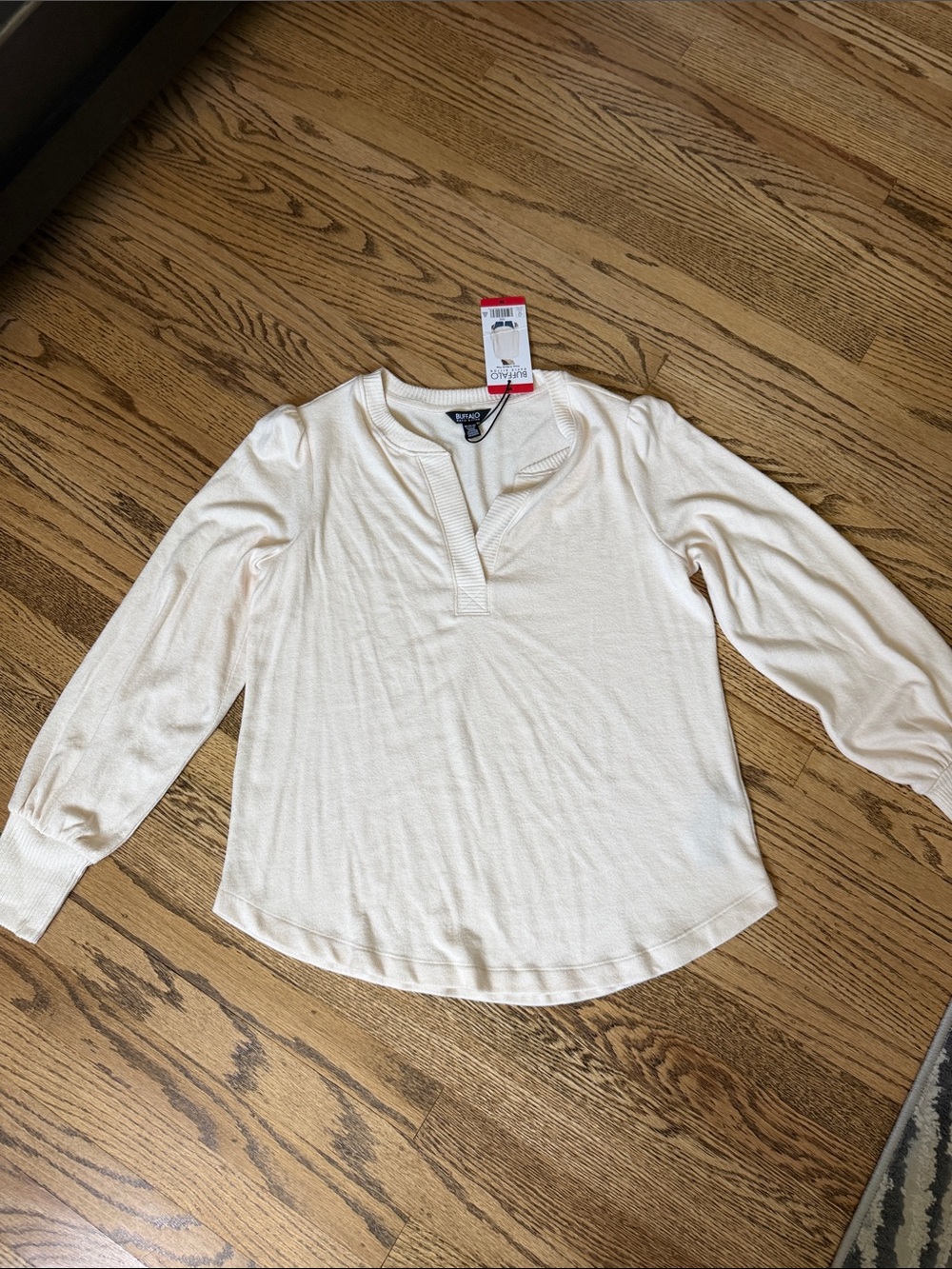 NET Buffalo David Bitton Cream Long-Sleeve V-Notch Pullover